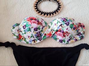 Set Bikini me lule te vogla