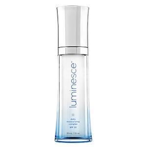 LUMINESCE™ DAILY MOISTURIZING COMPLEX