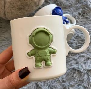 Filxhan plastik me astronauti