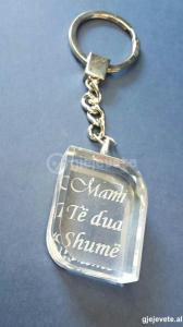 Mbajtese celesash kristali