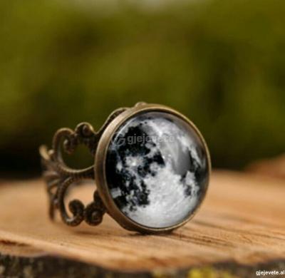 Full Moon Ring