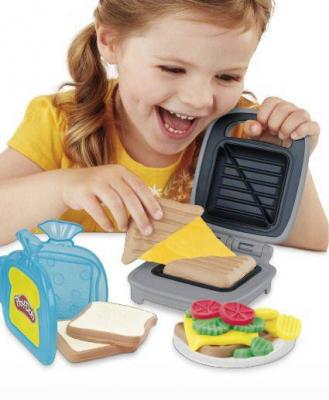 Playdoh Kitchen Creations Cheesy Sandwich Playset