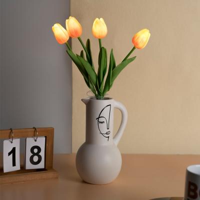 Tulipanët dekorativ te verdhe me drite LED 33cm - 4 copë.