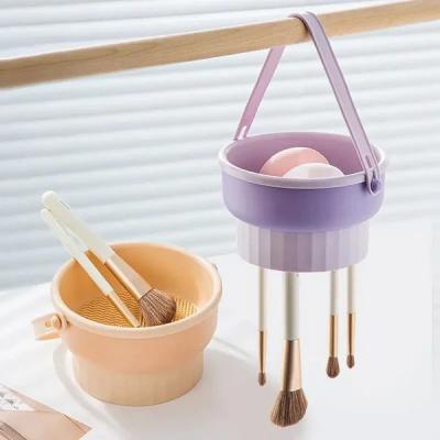 Pastrues dhe organizues per furcet e make-up