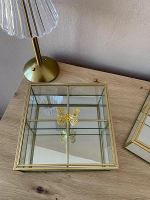 Organizuese për bizhuteri me flutur, xham + metalike gold