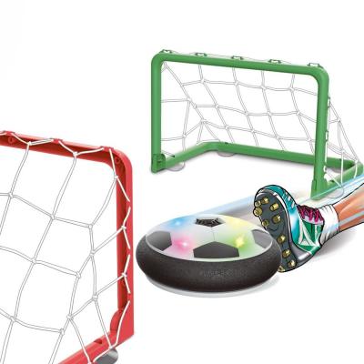 Set futbolli fluturues me gola